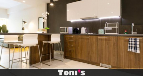 TONI'S Ironman's choice in Athens. Tony Stark